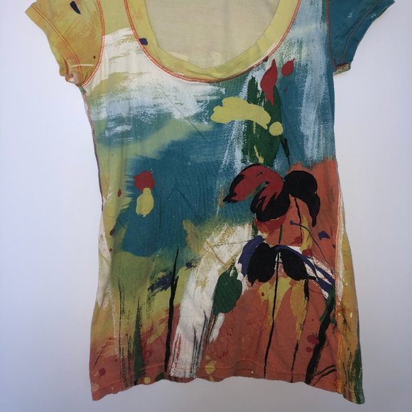 Printed Scoop Neck T-shirt - Picture 2 of 6